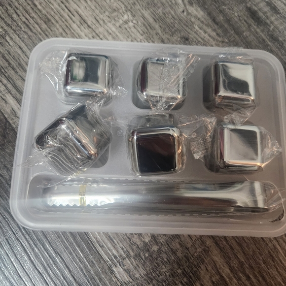 Stainless Steel Whiskey Stones Set - Picture 1 of 8